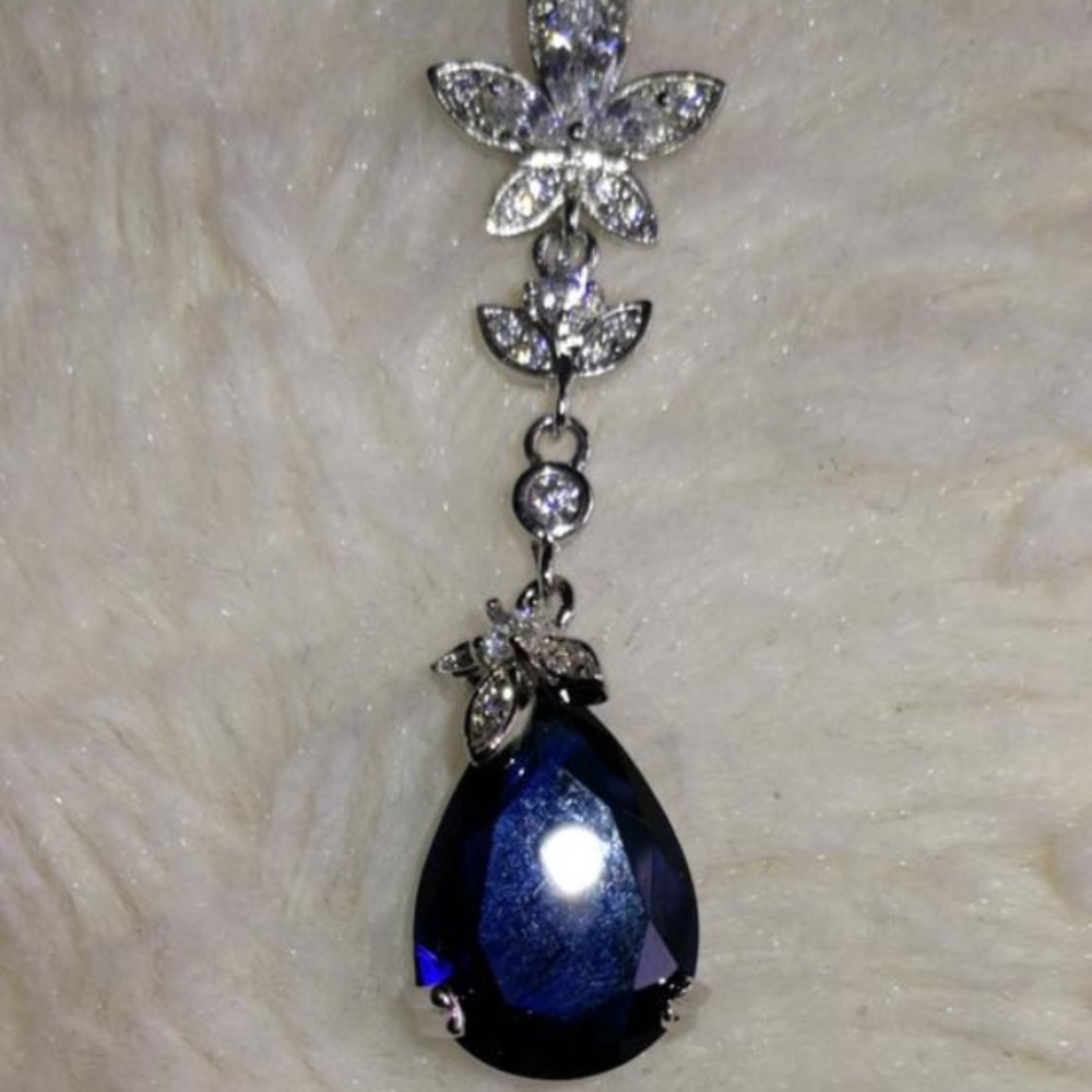 Dark Cerulean Floral Princess Necklace